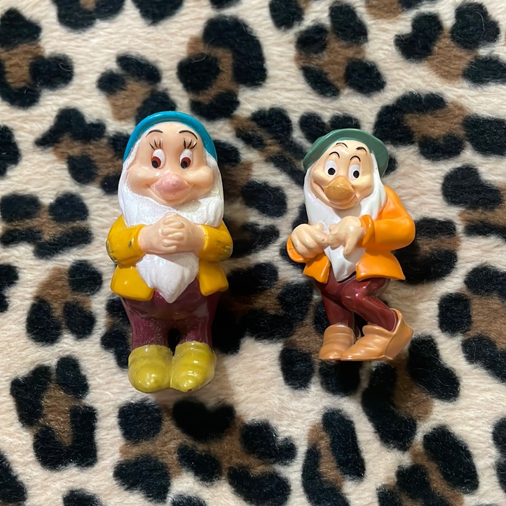1993 Bashful SNOW WHITE AND THE SEVEN DWARFS 👑 Disney Toy Figure Collectible